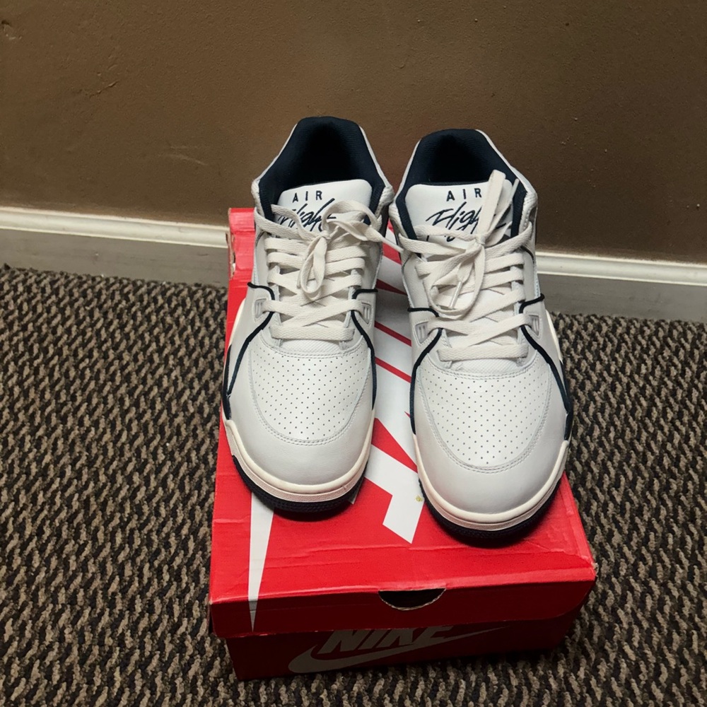 Air flight 89 low armory navy